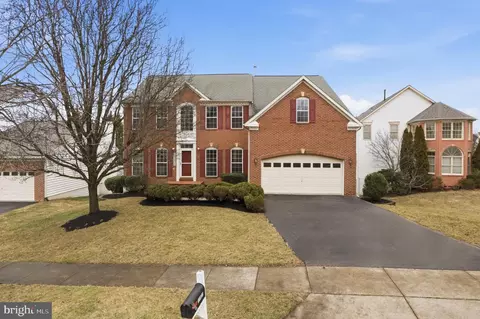 11401 Crownwood Ln, Rockville, MD 20850