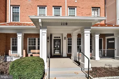 110 Chevy Chase St #301, Gaithersburg, MD 20878