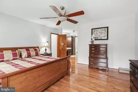 Bedroom - 14511 Claude Ln, Silver Spring, MD 20905 photo 5 of 10