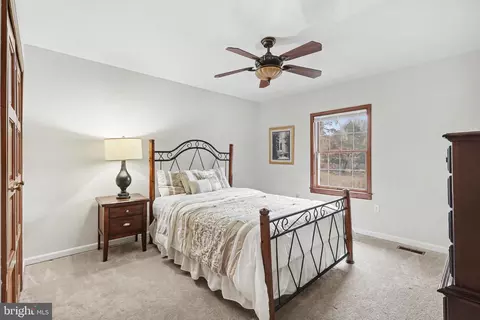 Bedroom - 14511 Claude Ln, Silver Spring, MD 20905 photo 9 of 10