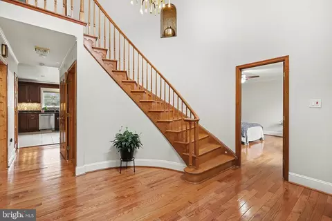 Entry Way - 14511 Claude Ln, Silver Spring, MD 20905 photo 2 of 3