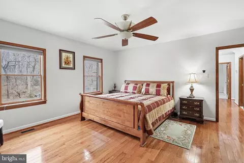 Bedroom - 14511 Claude Ln, Silver Spring, MD 20905 photo 3 of 10
