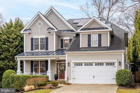 5705 Lone Oak Dr, Bethesda, MD 20814