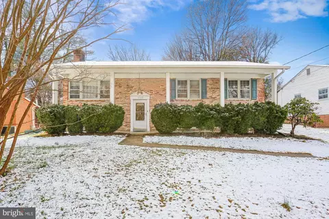 11708 Milbern Dr, Potomac, MD 20854
