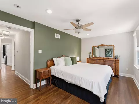 Bedroom - 13744 Lockdale Rd, Silver Spring, MD 20906 photo 4 of 8