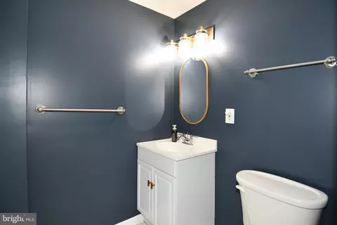 Bath - 1048 Windrush Ln #39, Sandy Spring, MD 20860 photo 5 of 6