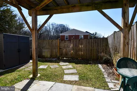 Exterior - 1048 Windrush Ln #39, Sandy Spring, MD 20860 photo 4 of 5
