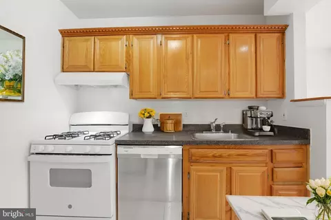 Kitchen - 3752 Bel Pre Rd #3752-3, Silver Spring, MD 20906 photo 3 of 3