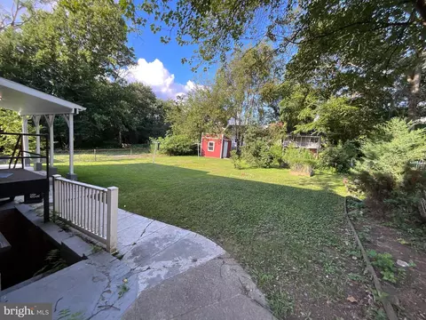 Exterior - 10405 Georgia Ave, Silver Spring, MD 20902 photo 3 of 6