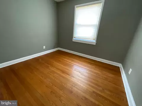 Bedroom - 10405 Georgia Ave, Silver Spring, MD 20902 photo 2 of 3