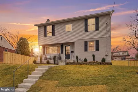 Exterior - 513 Kerwin Ct, Silver Spring, MD 20901 photo 3 of 9