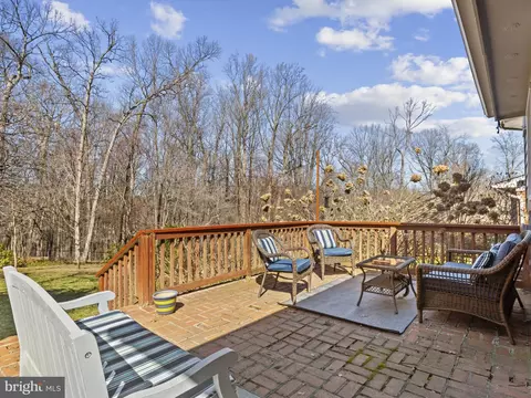 Exterior - 935 Loxford Ter, Silver Spring, MD 20901 photo 2 of 7