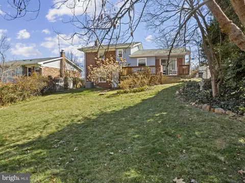 Exterior - 935 Loxford Ter, Silver Spring, MD 20901 photo 4 of 7