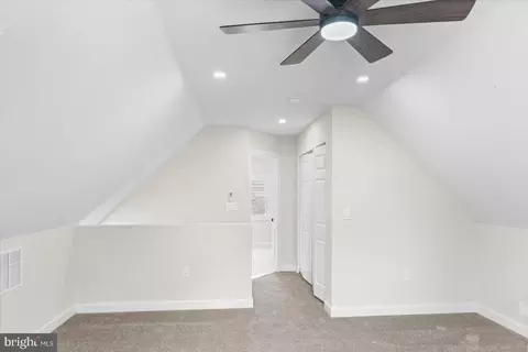 Entry Way - 1518 Gridley Ln, Silver Spring, MD 20902 photo 6 of 7