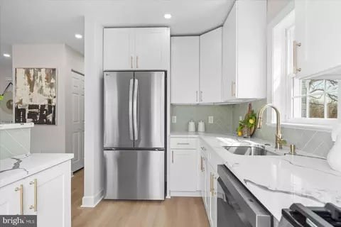 Kitchen - 1518 Gridley Ln, Silver Spring, MD 20902 photo 3 of 3