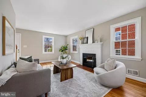 2613 Elnora St, Silver Spring, MD 20902 photo 7