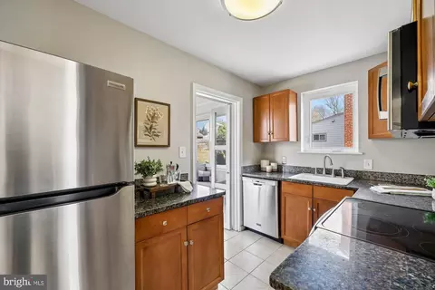 2613 Elnora St, Silver Spring, MD 20902 photo 14