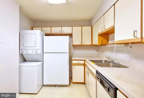Other - 15107 Interlachen Dr #2-621, Silver Spring, MD 20906 photo 9 of 14