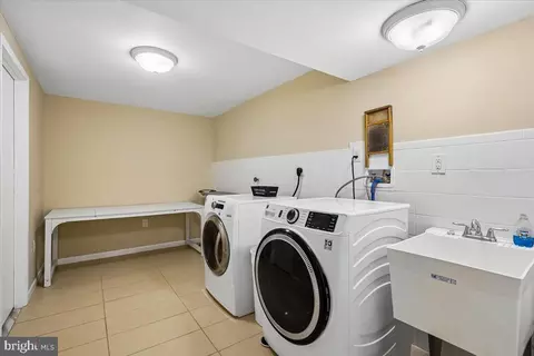 Other - 8812 Maxwell Dr, Potomac, MD 20854 photo 11 of 11