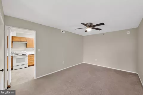 Living - 15107 Interlachen Dr #2-1022, Silver Spring, MD 20906 photo 1 of 7