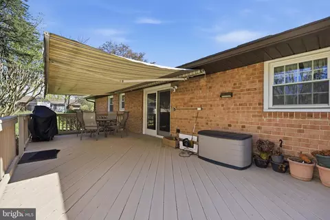 Exterior - 12709 Castleleigh Ct, Silver Spring, MD 20904 photo 4 of 7