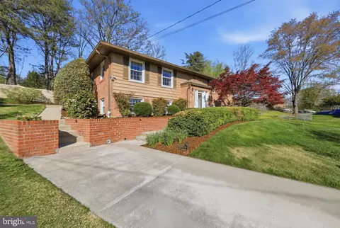 Exterior - 12709 Castleleigh Ct, Silver Spring, MD 20904 photo 1 of 7