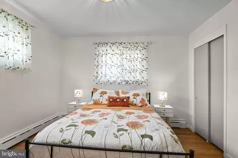 Bedroom - 512 Quaint Acres Dr, Silver Spring, MD 20904 photo 3 of 6