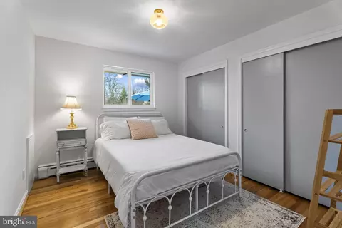 Bedroom - 512 Quaint Acres Dr, Silver Spring, MD 20904 photo 1 of 6