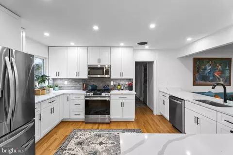 Kitchen - 512 Quaint Acres Dr, Silver Spring, MD 20904 photo 1 of 3