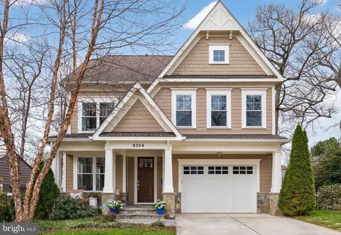 9304 Ewing Dr, Bethesda, MD 20817