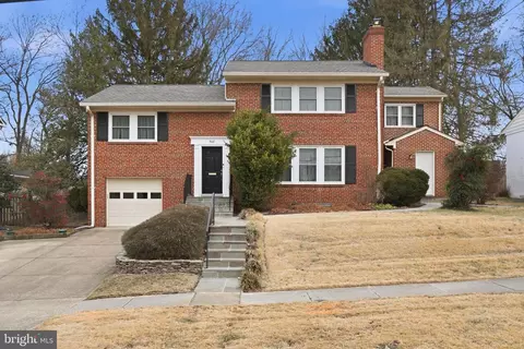 7607 Maryknoll Ave, Bethesda, MD 20817