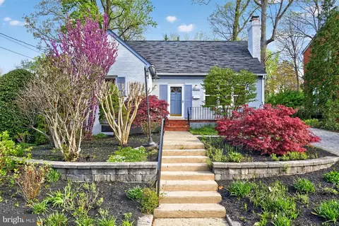 5505 Huntington Pkwy, Bethesda, MD 20814