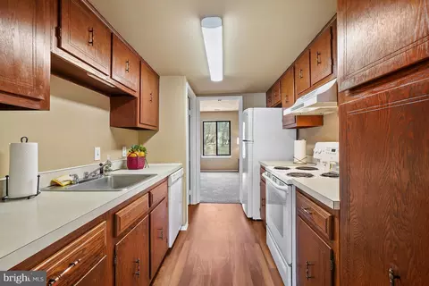 Kitchen - 3136 Adderley Ct #243-G, Silver Spring, MD 20906 photo 3 of 3