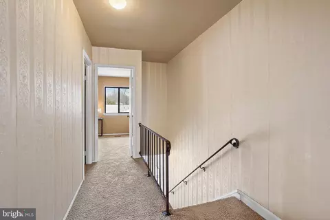 Entry Way - 3136 Adderley Ct #243-G, Silver Spring, MD 20906 photo 2 of 3
