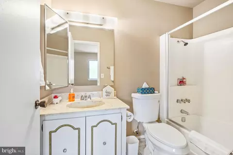 Bath - 3136 Adderley Ct #243-G, Silver Spring, MD 20906 photo 1 of 3