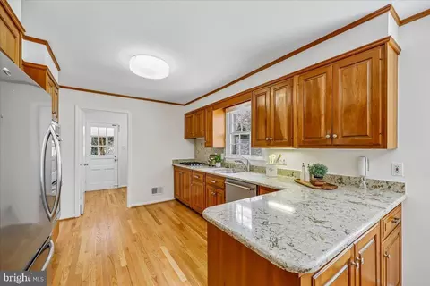 15012 Redgate Dr, Silver Spring, MD 20905 photo 10