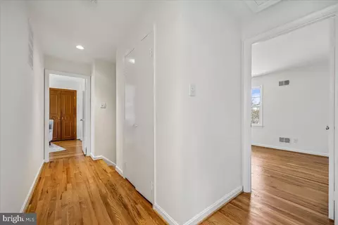 15012 Redgate Dr, Silver Spring, MD 20905 photo 27