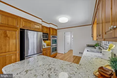 15012 Redgate Dr, Silver Spring, MD 20905 photo 9