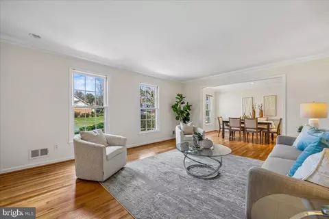 15012 Redgate Dr, Silver Spring, MD 20905 photo 2
