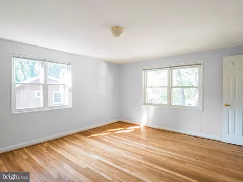 Bedroom - 1512 Vivian Ct, Silver Spring, MD 20902 photo 6 of 7