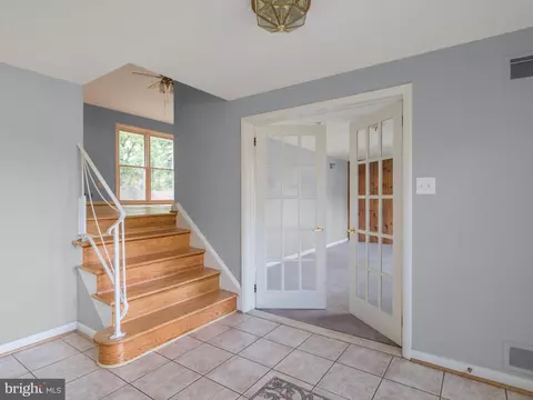 Entry Way - 1512 Vivian Ct, Silver Spring, MD 20902 photo 1 of 2