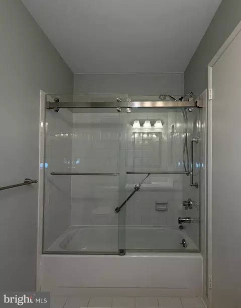 Bath - 15310 Pine Orchard Dr #84-3F, Silver Spring, MD 20906 photo 2 of 5