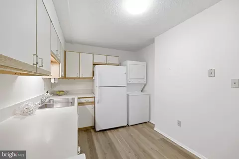 Other - 15107 Interlachen Dr #2-1006, Silver Spring, MD 20906 photo 3 of 8