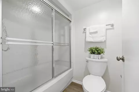 Bath - 15107 Interlachen Dr #2-1006, Silver Spring, MD 20906 photo 2 of 3