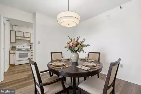 Dining - 15107 Interlachen Dr #2-1006, Silver Spring, MD 20906 photo 1 of 1