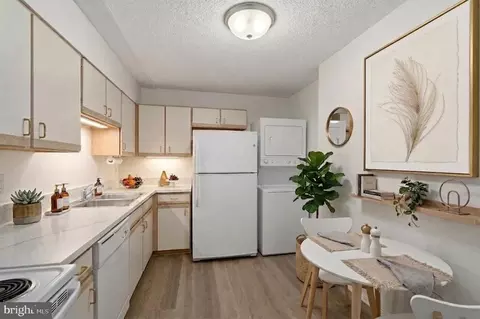 Kitchen - 15107 Interlachen Dr #2-1006, Silver Spring, MD 20906 photo 1 of 3