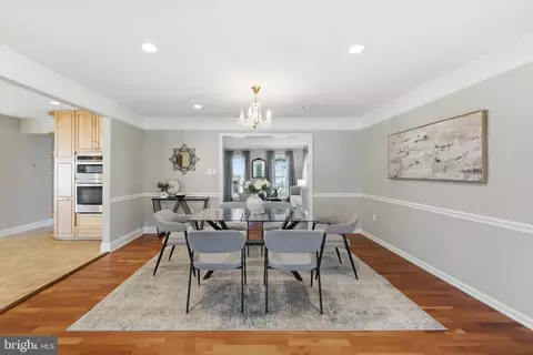 Dining - 712 Brandon Green Dr, Silver Spring, MD 20904 photo 2 of 2