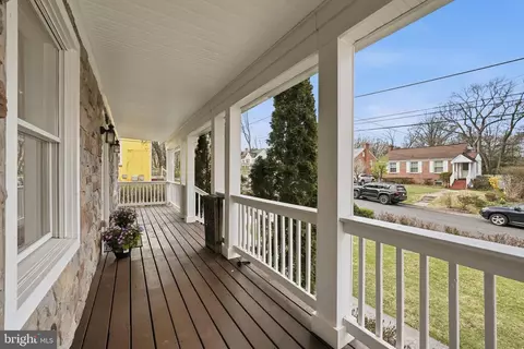 Exterior - 9115 Bradford Rd, Silver Spring, MD 20901 photo 5 of 12