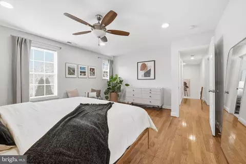 Entry Way - 9115 Bradford Rd, Silver Spring, MD 20901 photo 5 of 6