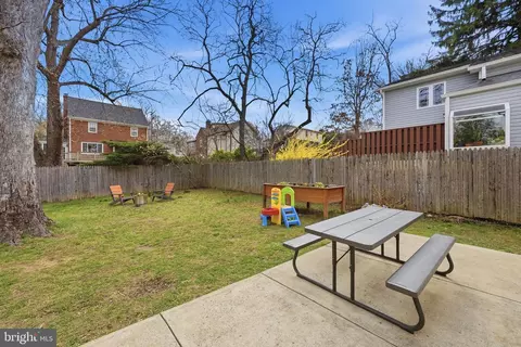 Exterior - 9115 Bradford Rd, Silver Spring, MD 20901 photo 10 of 12